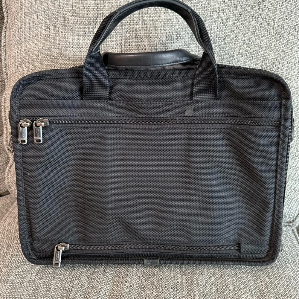 Tumi Alpha 26141D4 Black Expandable Large Dual Handle Briefcase Travel Bag